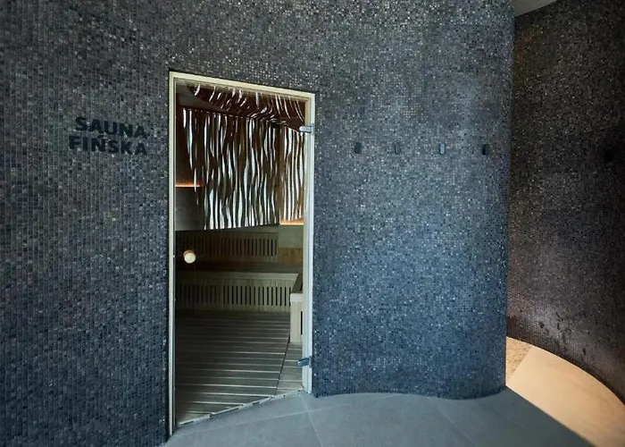 アパート Wave Resort&spa - Penthouse ミエンジズドロイェ