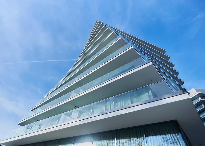 Wave Resort&spa - Penthouse アパート ミエンジズドロイェ